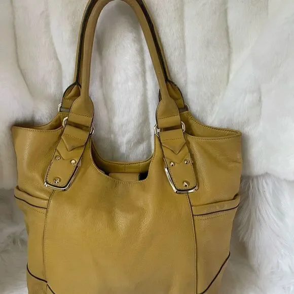 B Makowsky soft leather yellow mustard large shoulder bag gold tone Har… - Picture 9 of 13